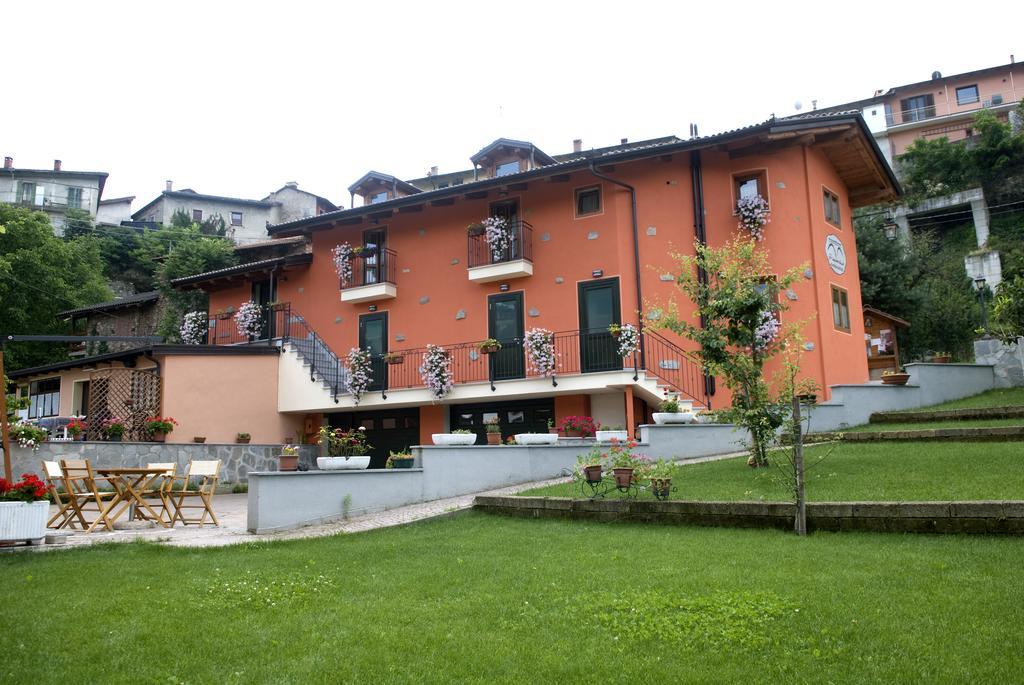 Al Pasche Bed and Breakfast Dronero Exteriör bild